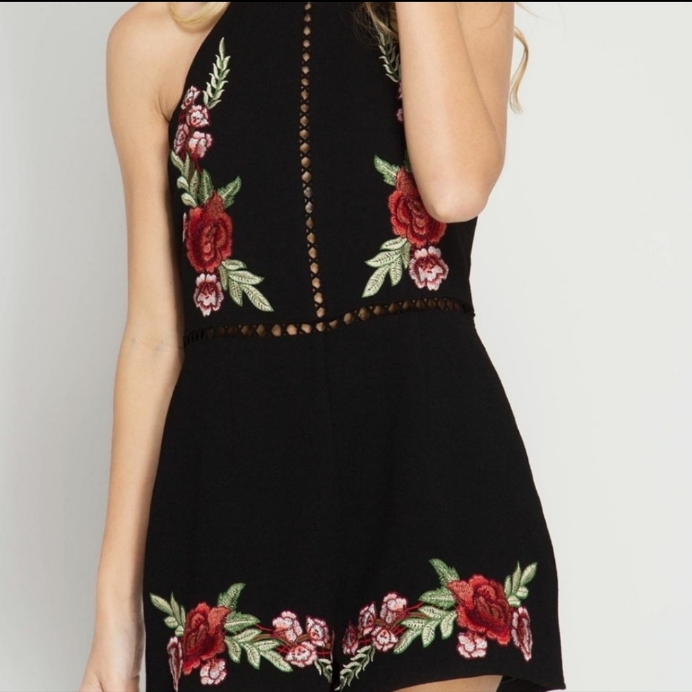 SHE+ SKY Black Floral Embroidered Halter Style Romper Women's